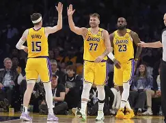 多米APP下载-湖人vs尼克斯2021年5月12日